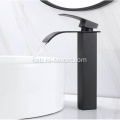 Bag-ong kaligoanan nga Basin &amp; Sink Mixer Tap Waterfall